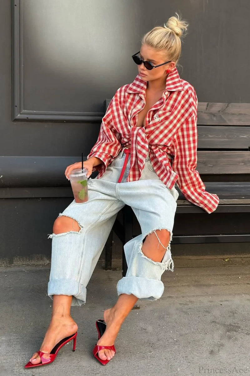Gracefully Styled Blouse for Any Occasion
