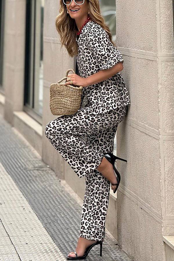 Beautifully Finished Top in a Timeless Design