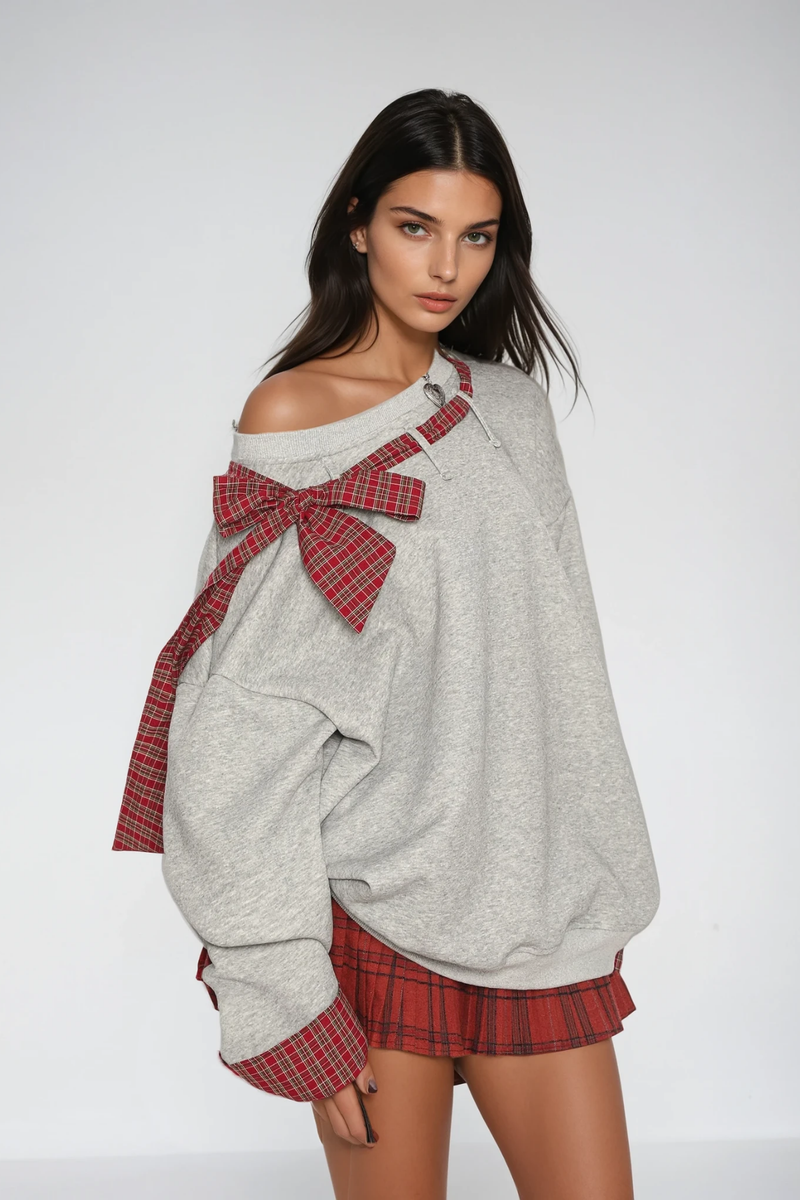Effortlessly Elegant Top with a Timeless Design