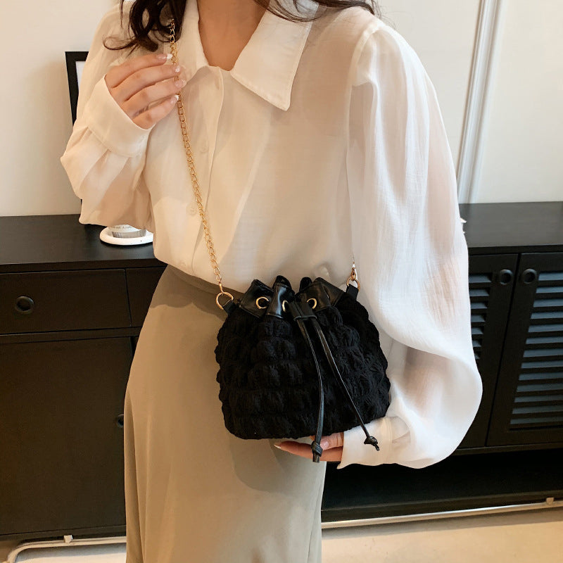 Well Tailored Bag with a Graceful Silhouette