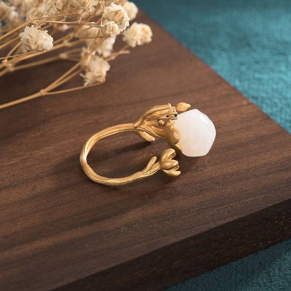 Beautifully Crafted Garment in a Classic Style