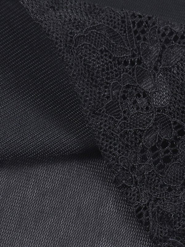 Well Tailored Top with a Graceful Silhouette