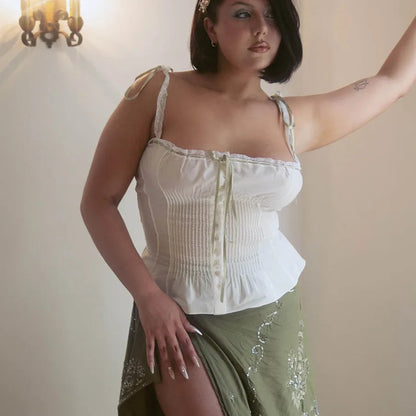 Classic Vintage & Enduringly Stylish Top