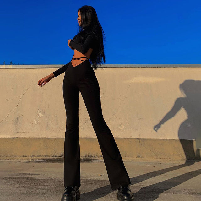 Elegantly Styled Pants for Everyday Wear