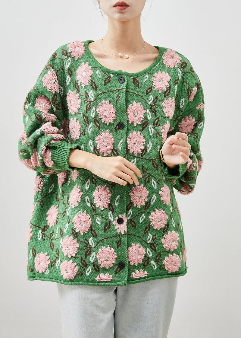 Effortlessly Elegant Cardigan with a Timeless Design