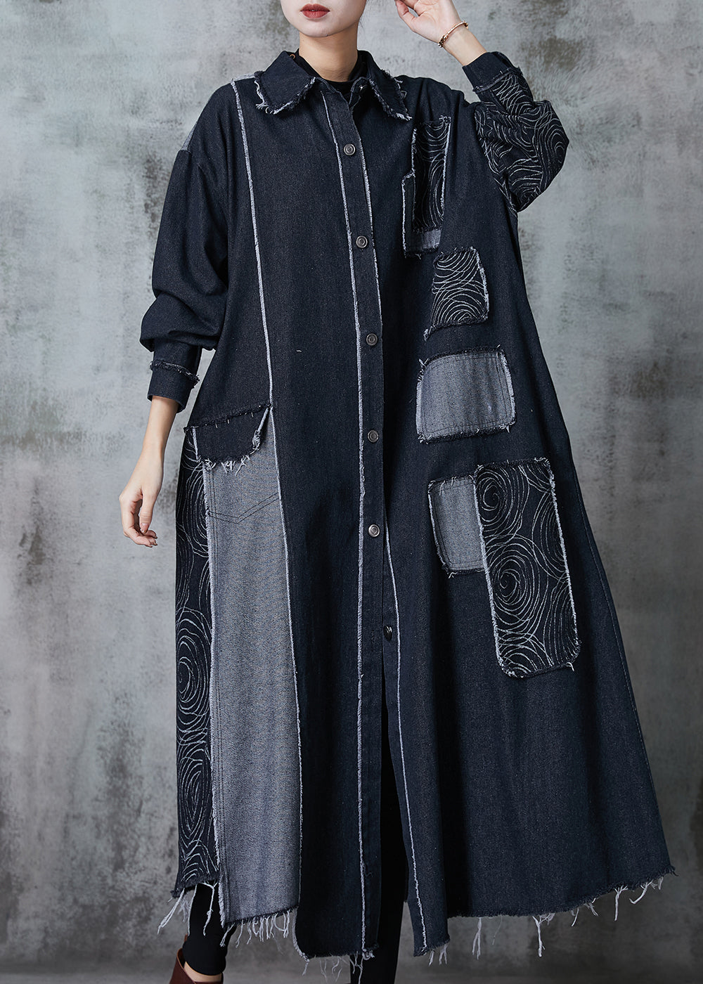 Gracefully Styled Coat for Any Occasion