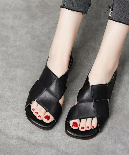 Beautifully Crafted Sandals in a Classic Style