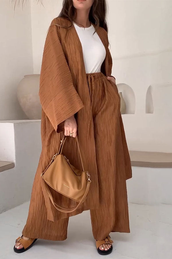 Well Tailored Pants with a Graceful Silhouette