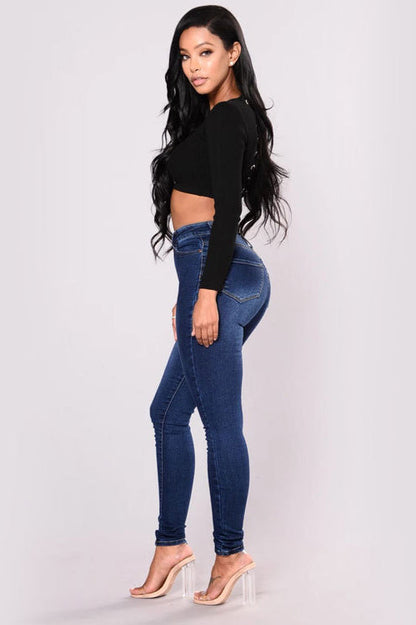 Gracefully Styled Garment for Any Occasion