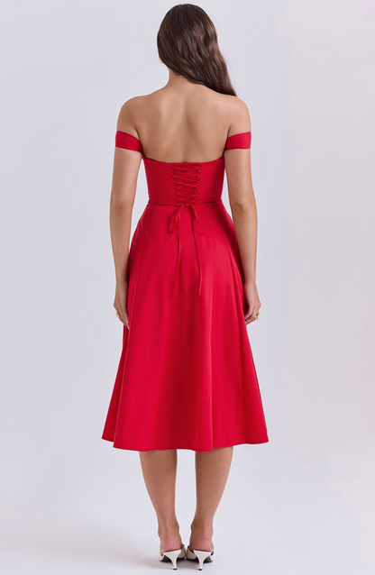 Gracefully Styled Dress for Any Occasion