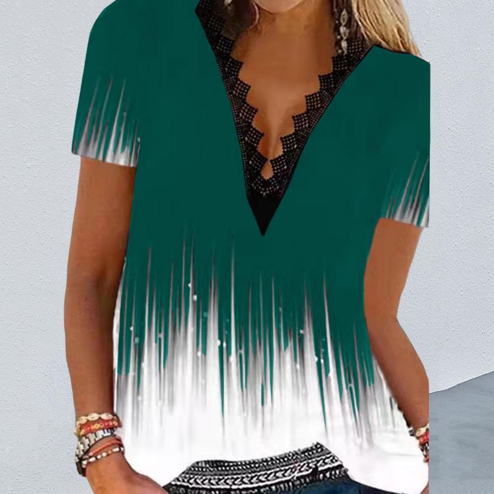 Effortlessly Elegant T-Shirt with a Timeless Design