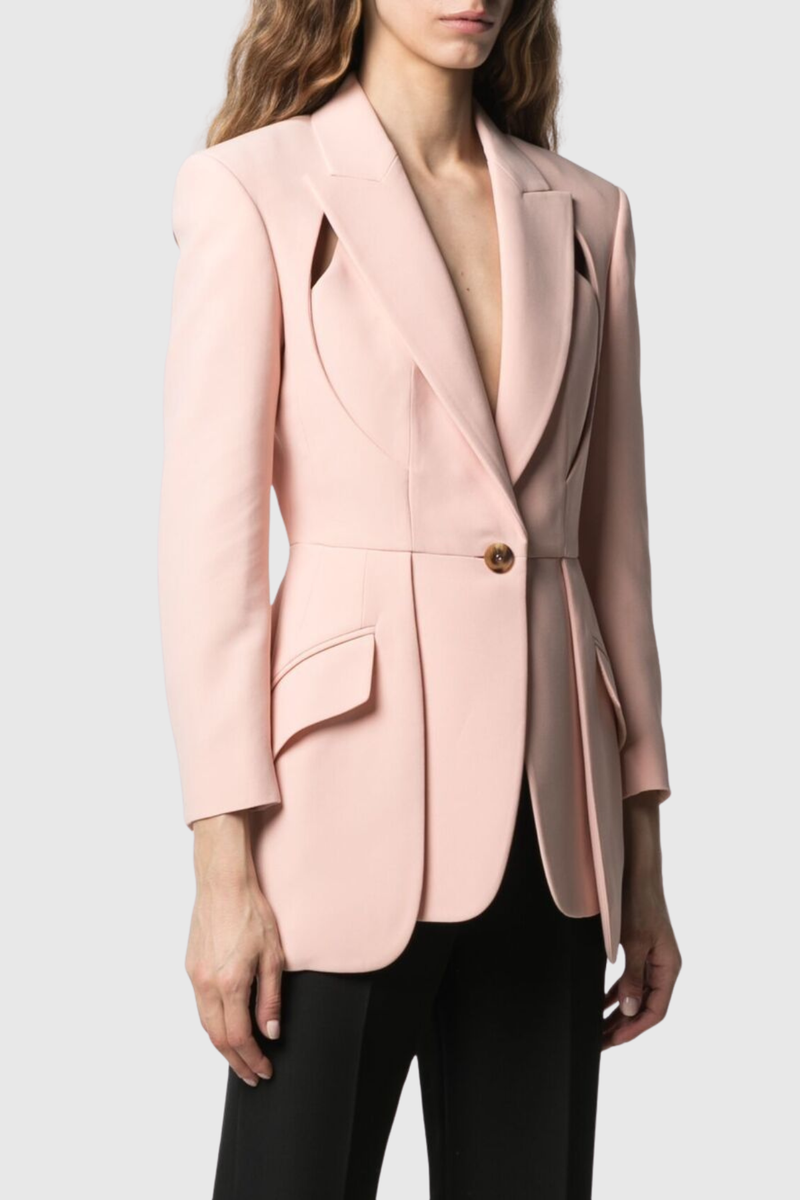 Well Tailored Garment with a Graceful Silhouette