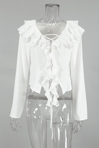 Sophisticated Blouse with a Clean Classic Look