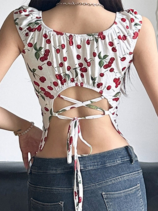 Well Tailored Top with a Graceful Silhouette