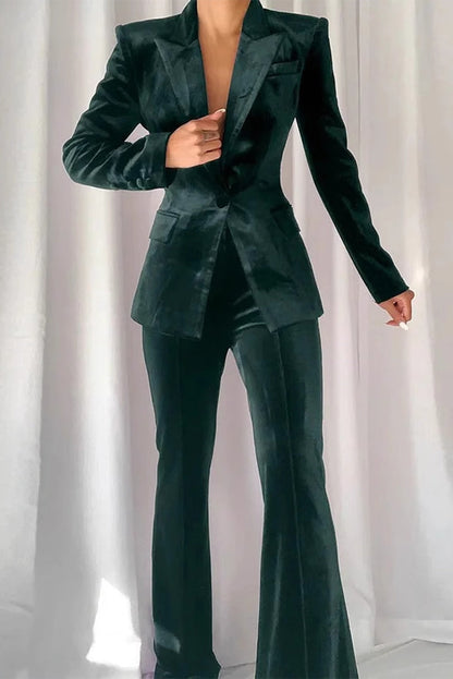 Classic Vintage Garment with a Flattering Fit