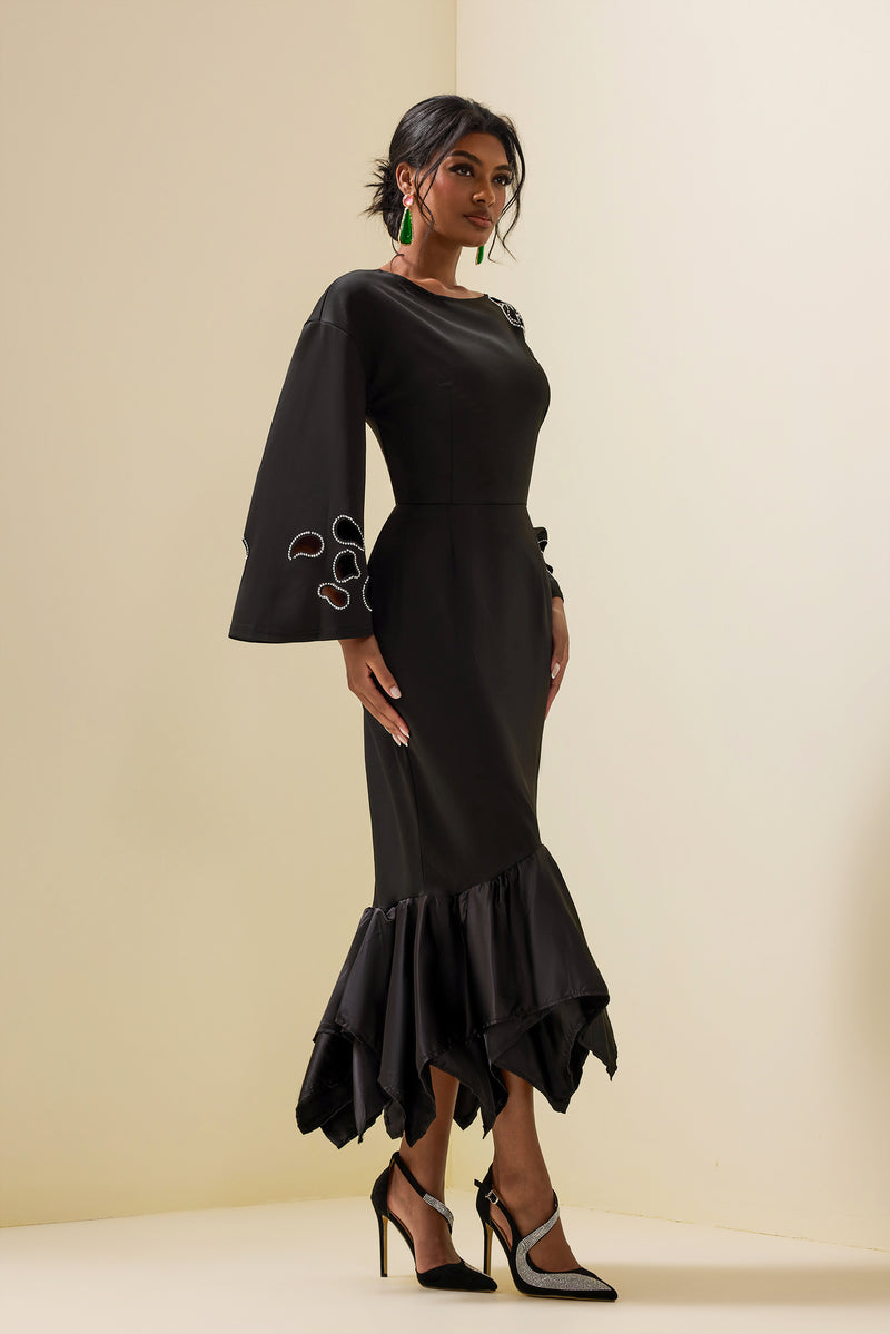 Sophisticated Dress with a Clean Classic Look