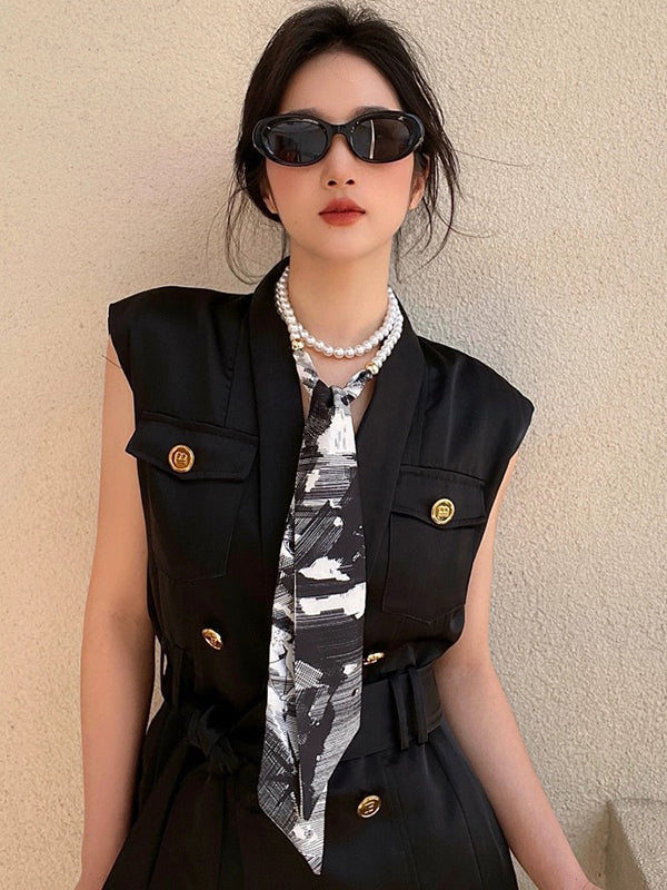 Well Tailored Garment with a Graceful Silhouette
