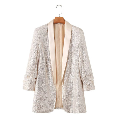 Classic Vintage Coat with a Flattering Fit