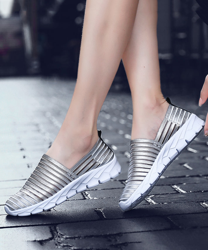Effortlessly Elegant Shoes with a Timeless Design