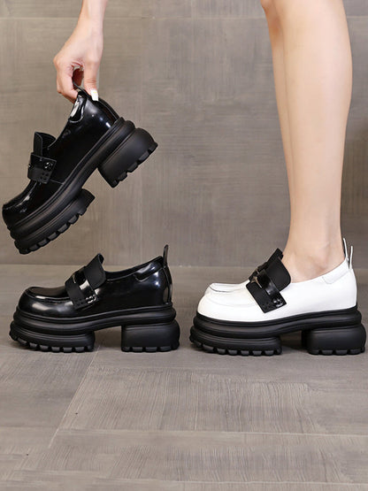 A Vintage Style Shoes with Delicate Timeless Details