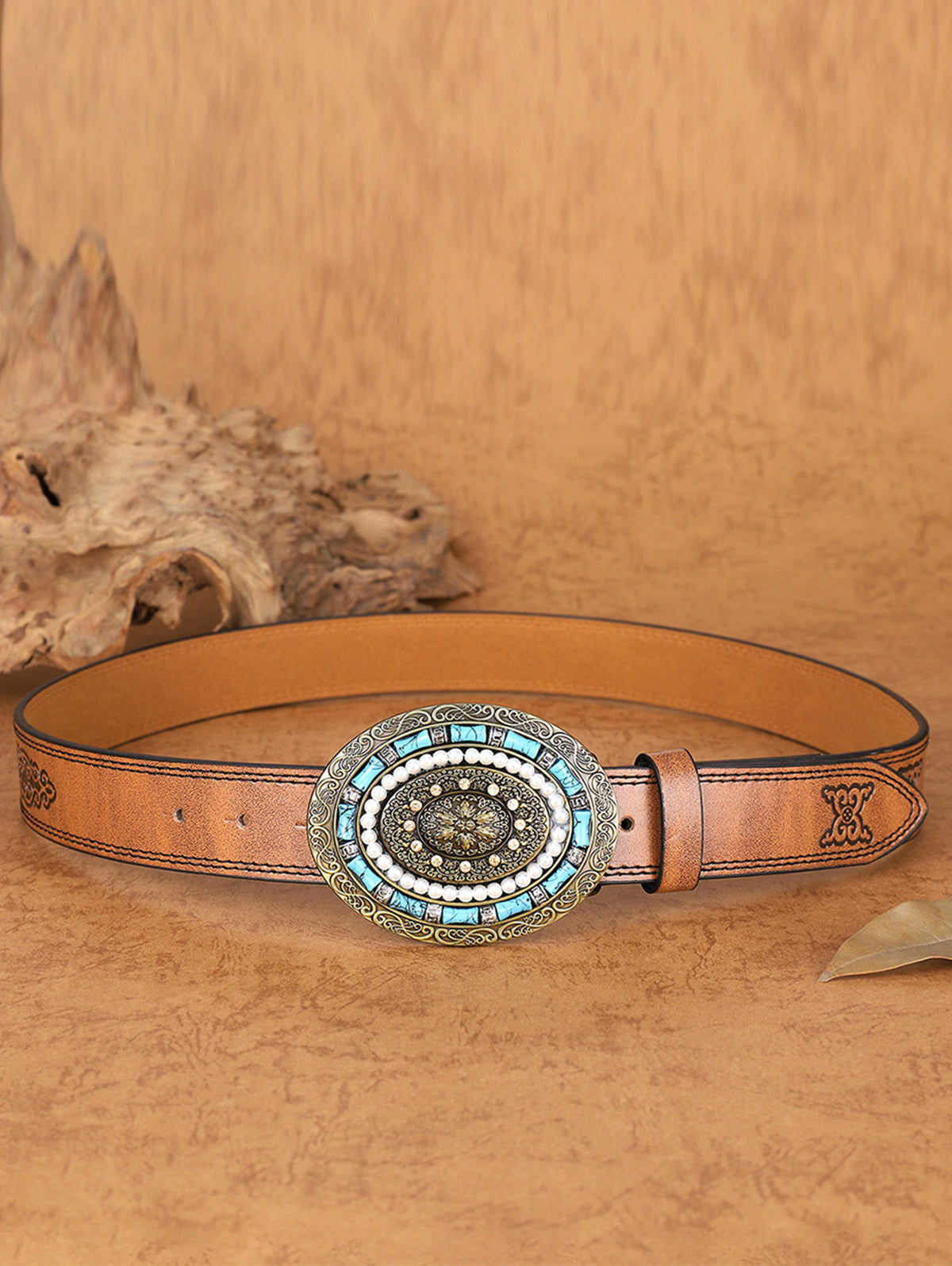 Beautifully Finished Garment in a Timeless Design