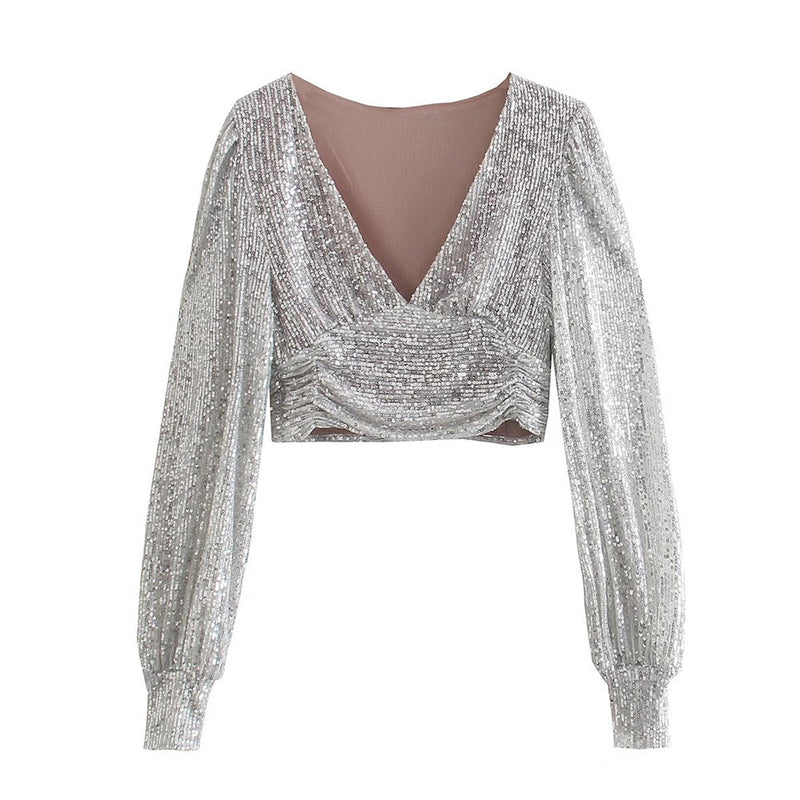 Well Tailored Top with a Graceful Silhouette