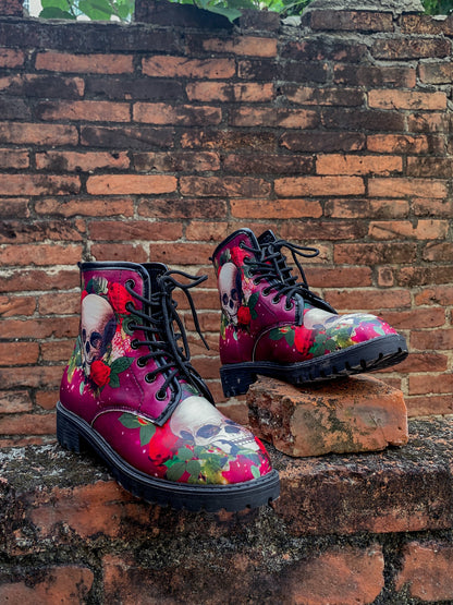 Beautifully Finished Boots in a Timeless Design