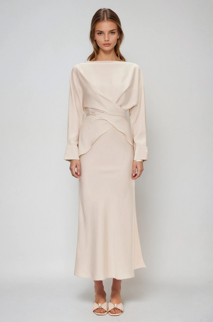 Effortlessly Elegant Garment with a Timeless Design