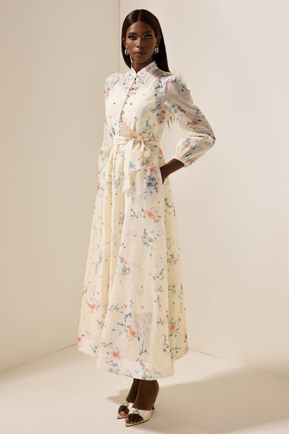 Well Tailored Dress with a Graceful Silhouette