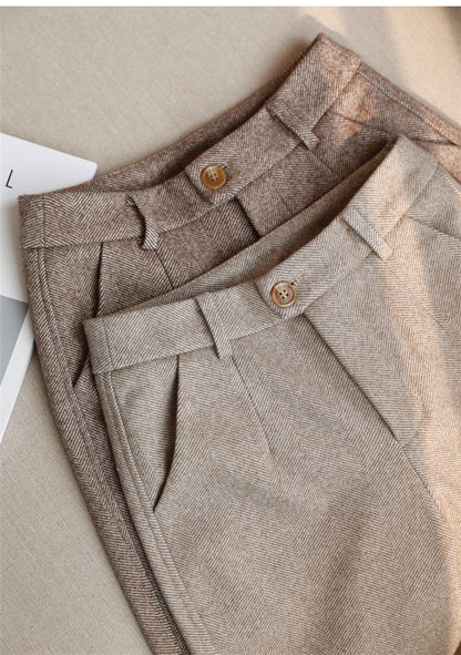 Elegantly Styled Pants for Everyday Wear