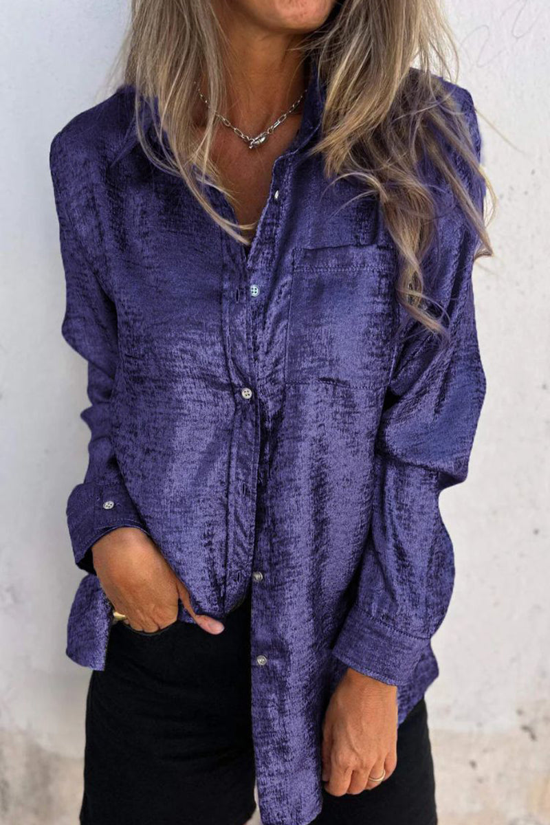 Sophisticated Blouse with a Clean Classic Look