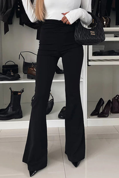 Sophisticated Garment with a Clean Classic Look