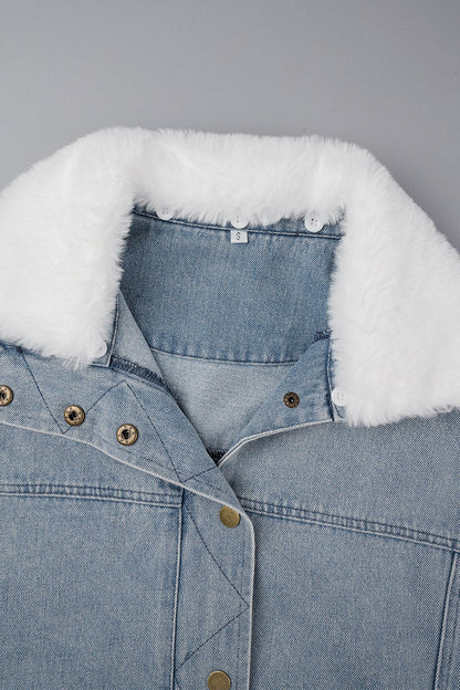 Elegantly Styled Jacket for Everyday Wear