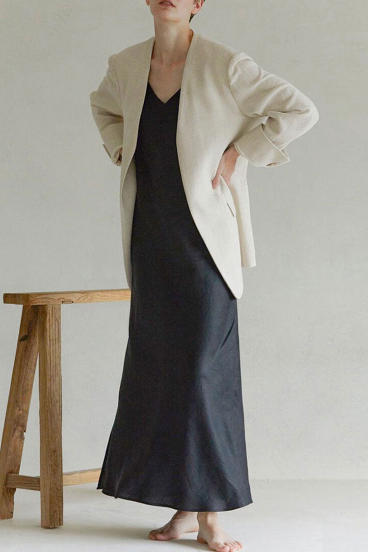 Well Tailored Dress with a Graceful Silhouette