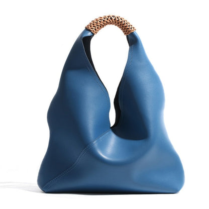 Gracefully Styled Bag for Any Occasion