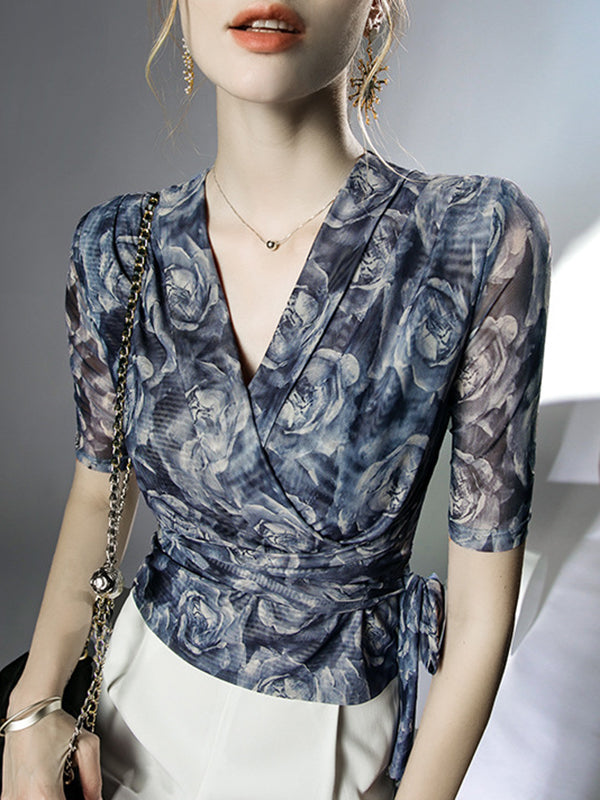 Polished Blouse with an Effortless Classic Look