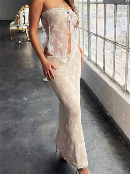 Effortlessly Elegant Garment with a Timeless Design