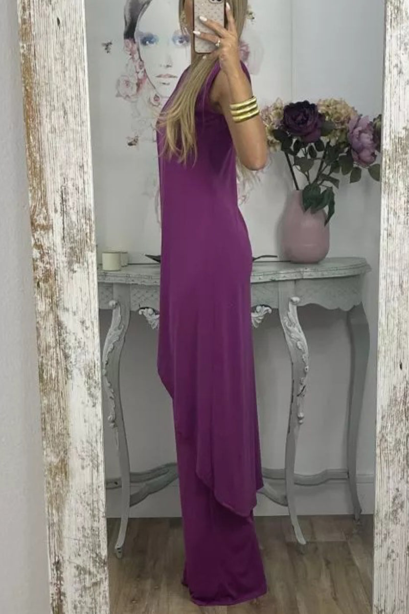 Effortlessly Elegant Garment with a Timeless Design