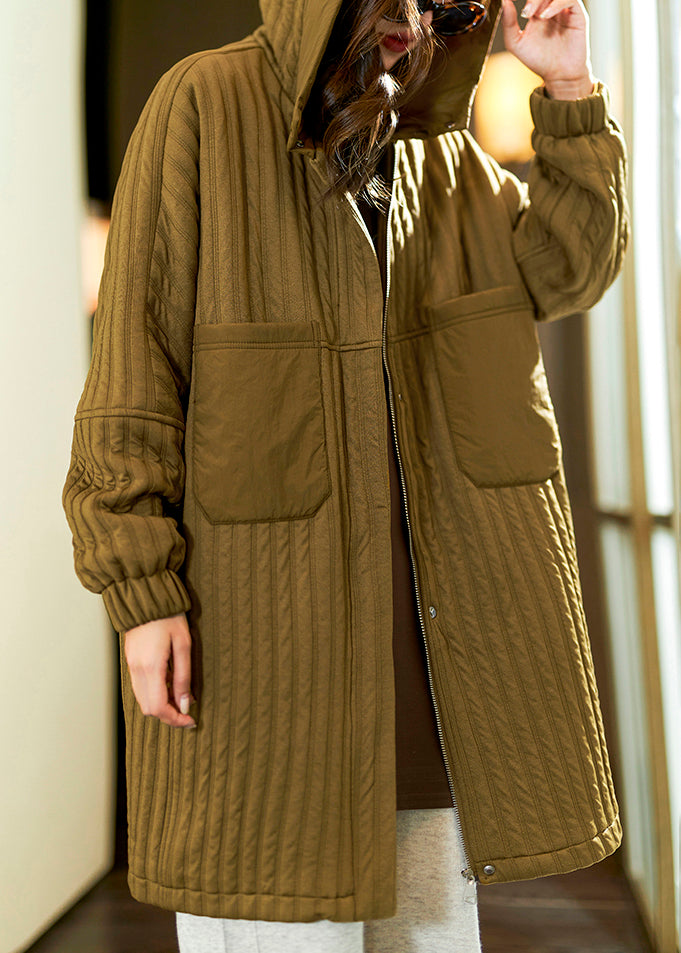 Well Tailored Coat with a Graceful Silhouette