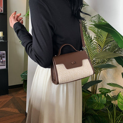 Sophisticated Bag with a Clean Classic Look