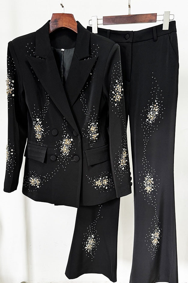 Classic Vintage Garment with a Flattering Fit