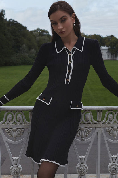 Classic Vintage Sweater with a Flattering Fit