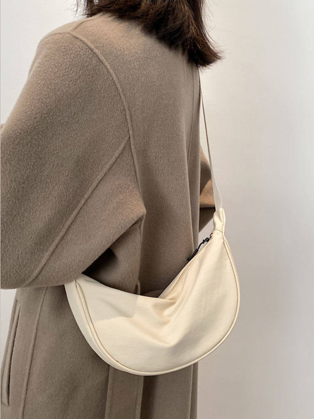 Sophisticated Bag with a Clean Classic Look