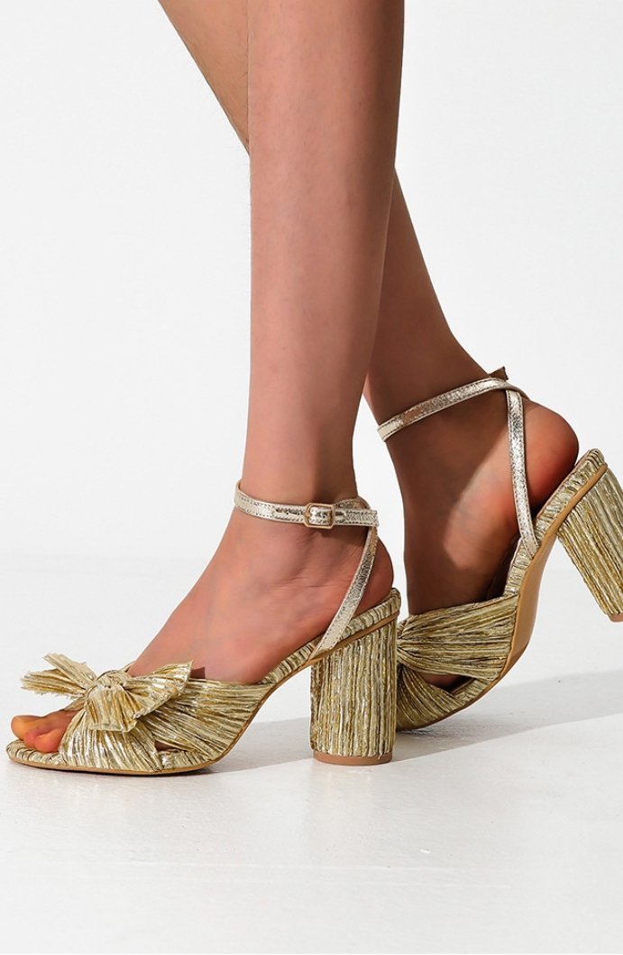 Classic Vintage & Enduringly Stylish Sandals