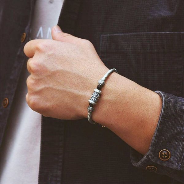 Polished Garment with an Effortless Classic Look