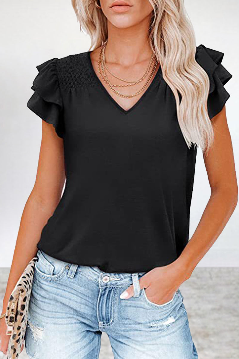 Well Tailored T-Shirt with a Graceful Silhouette