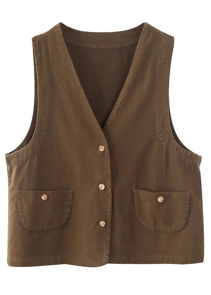 A Vintage Style Top with Delicate Timeless Details