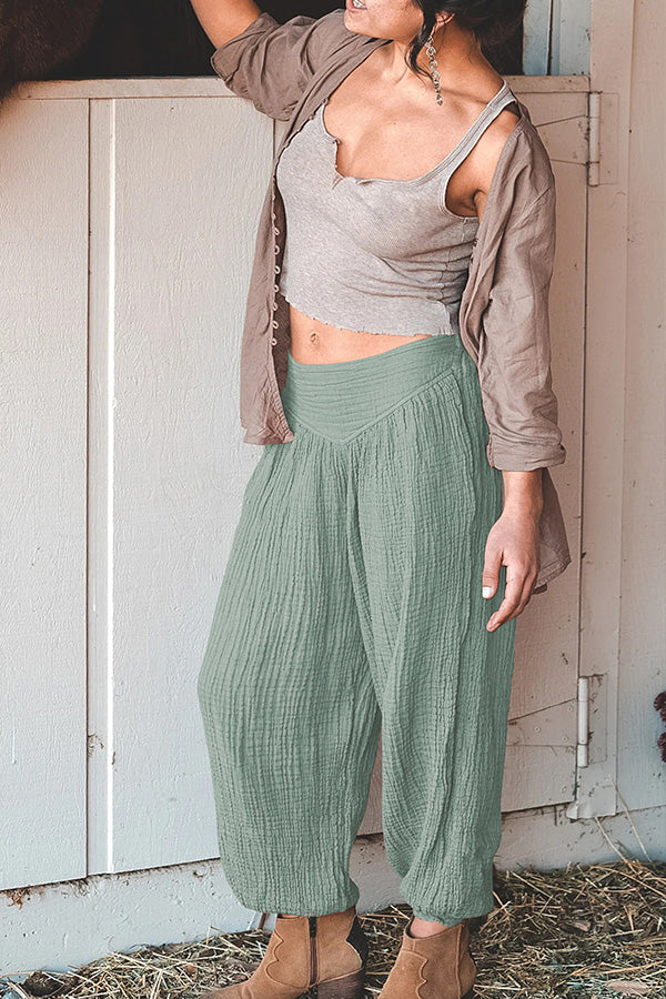 Polished Trousers with an Effortless Classic Look