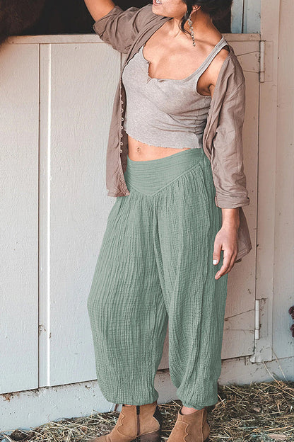 Polished Trousers with an Effortless Classic Look