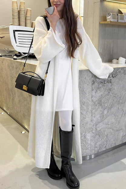 Classic Vintage Cardigan with a Flattering Fit